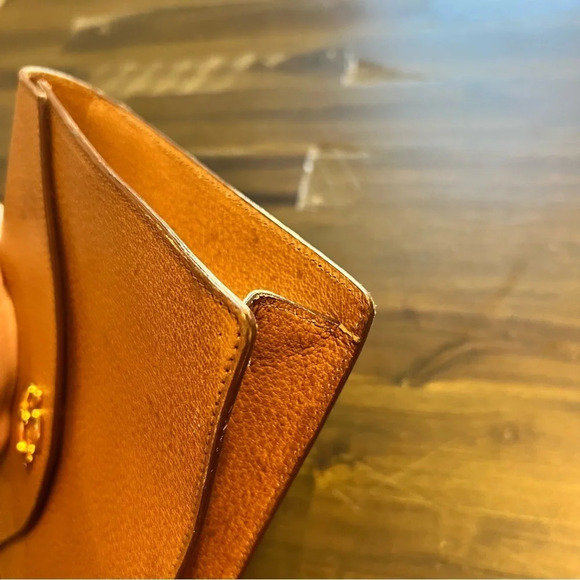 Vintage Oscar De La Renta Tan Leather Clutch Bag Fold Over Envelope Gold - Picture 6 of 10